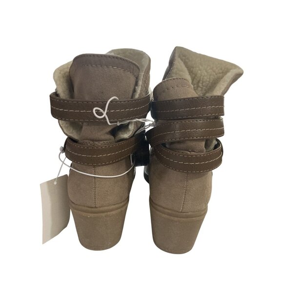 Joe Boxer Women's Size 8 Taupe Faux Suede Wedge Heel Ankle Boots shoes NWT - Picture 3 of 8